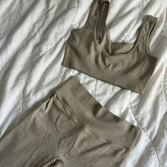 Women's 2 Piece Tracksuit - Picture 4 of 7